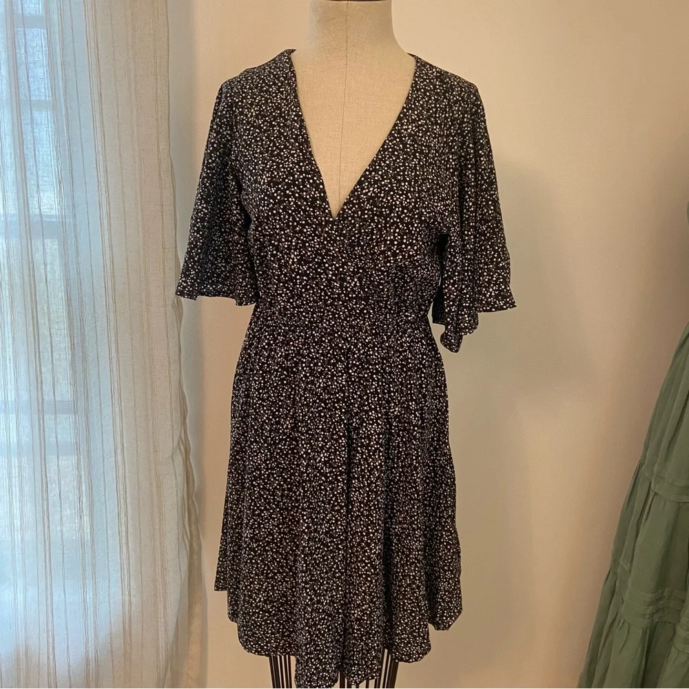 SHEIN | Confetti Print Butterfly Sleeve Dress - Picture 4 of 5